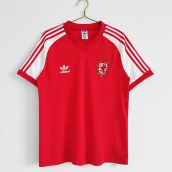 1982年 ウェールズ代表 ホーム ユニフォーム