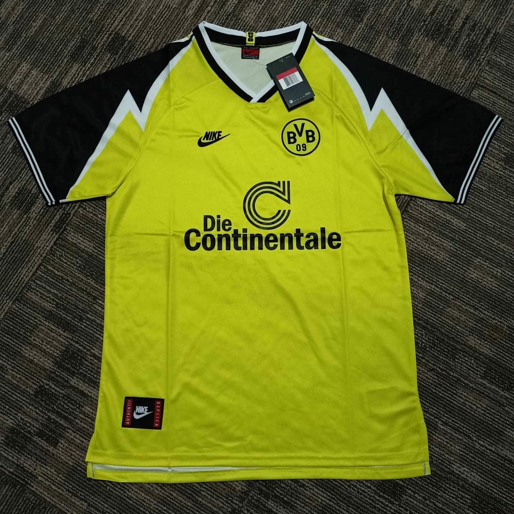 1995-1996 ボルシア・ドルトムント ホームユニフォーム